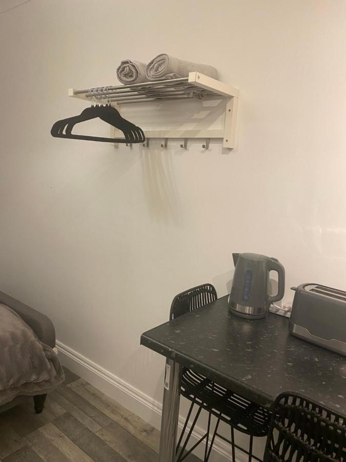 Exeter Garden For 2 Apartment *